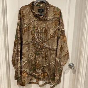 Readhead men’s 2X, camouflage long sleeve button up shirt